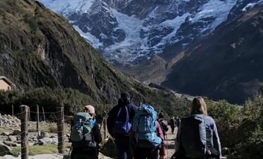 Inca Trail vs Salkantay Trek: Which Is Better for Travelers?